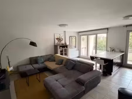 appartement t3 de 68 m² meublé à saint-julien-en-genevois
