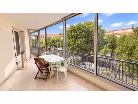cagnes-sur-mer centre-ville 3/4 pièces avec grandes terrasses et vue château