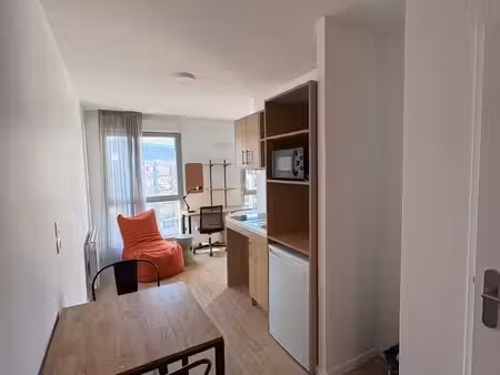 studio 25m2 - centre ville