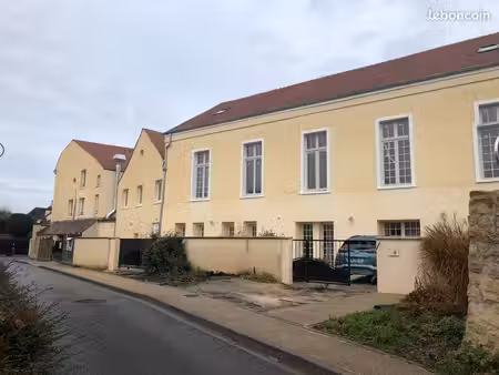 f2-duplex 46 m2-rue de paris