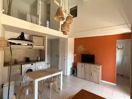t2 bis meublé – terrasse – piscine – parking privé – la croix-valmer