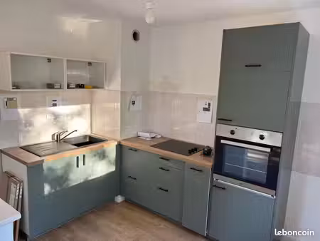 à louer – t2 rénové de 53 m² avec balcon et parking