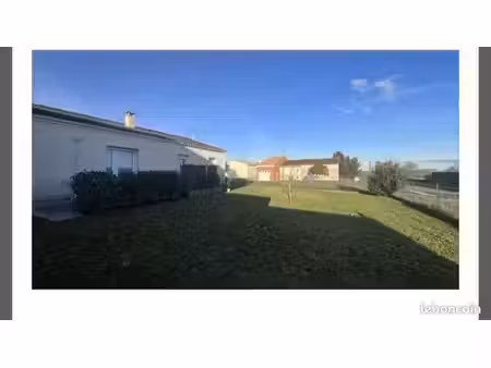 à louer – maison 3 chambres avec jardin et garage à sainte-pezenne  niort