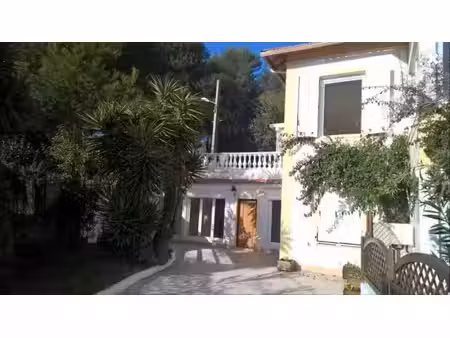 xclusivité – cagnes-sur-mer (parc saint-véran) : rez-de-jardin de caractère (85 m²) avec..