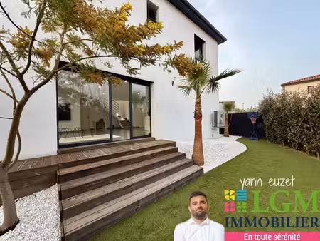 un air de vacances à lunel maison 7 pièces avec studio indépendant