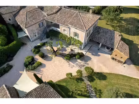 achat : maison (30700)