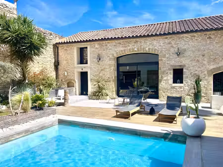 magnifique bergerie entièrement rénovée avec immeuble de rapp