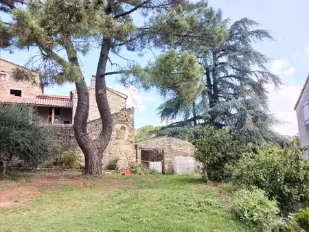 charmant mas mitoyen du 18ème siècle à saint-étienne-de-fontbellon