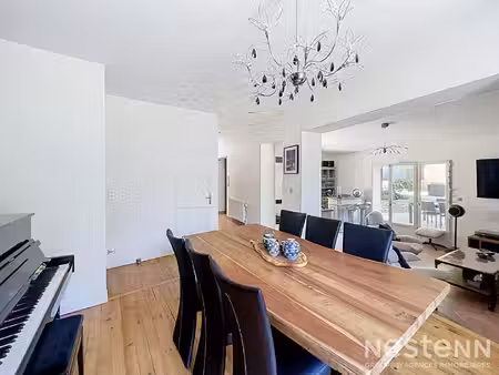belle maison familiale de 130m² avec piscine et jardin arboré