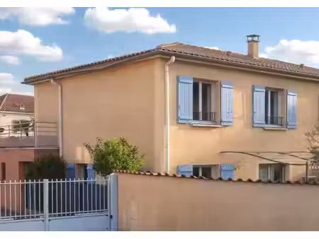 morancé duplex avec jardin privatif et terrasse 5 pièce(s) 99 m2