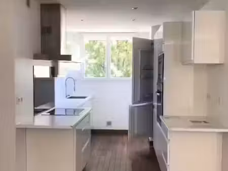 location appartement 3 pièces 67.9 m² à toulouse (31000)  1 057 €