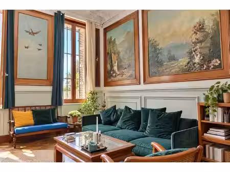 à vendre - appartement de caractère en duplex avec souplex - place jean jaurès - marseille