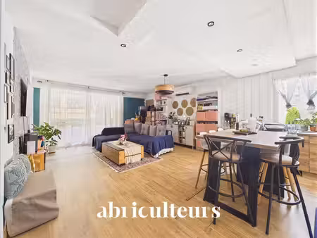 appartement t3 avec balcon à la vente en centre-ville de salon-de-provence (13300)