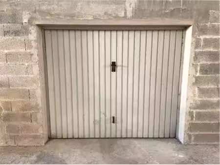 vends grand garage