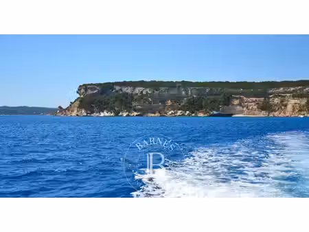 bonifacio  terrain avec permis de construire  plage à pied