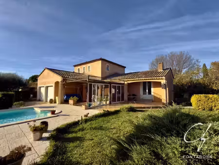 muy : villa provençale – charme  lumière et douceur de vivre