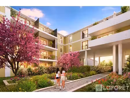 la londe les maures  appartement 4 pièces  stationnement