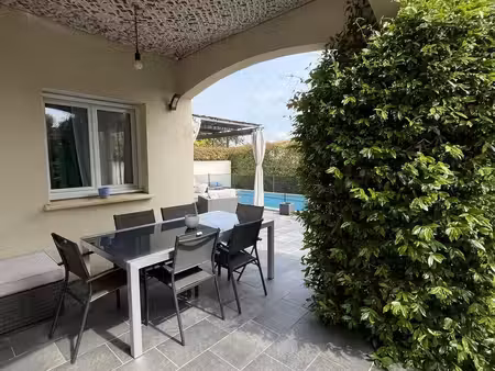 mauguio villa t5 quartier prisé  piscine garage