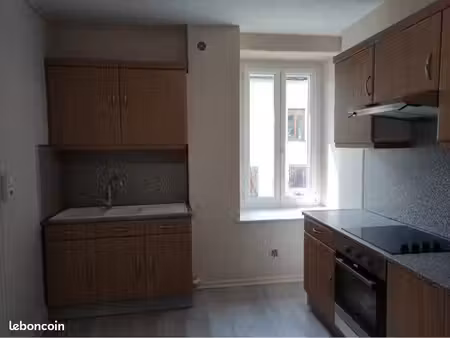 appartement f3 parking & cave