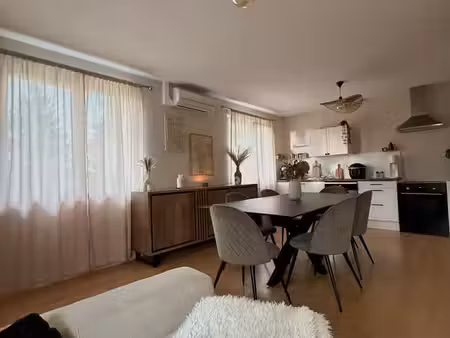 à louer – appartement 76 m2– 590 hors charges