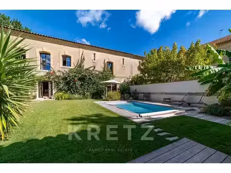 mas entièrement rénové avec piscine