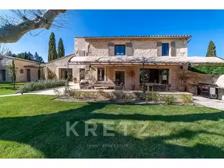 authentique mas en pierres rénové