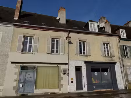 immeuble de rapport 4 lots centre bourg chambon s/ voueize fort potentiel locatif