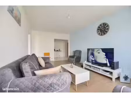 appartement t4 de 101 m² – 186 000 – rhône (69)