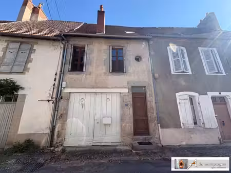 maison de bourg à fort potentiel avec jardin clos