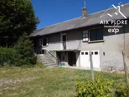 maison avec dependance terrain 20000 m2