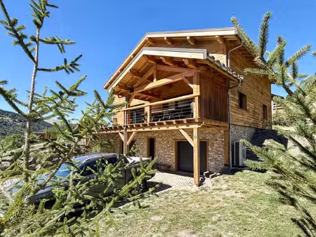chalet de ski contemporain avec 5 chambres à vendre près de valmeinier 1800  vues...
