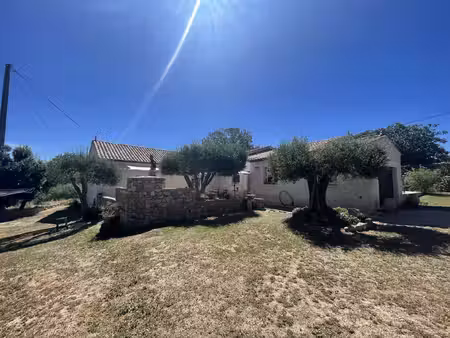 ancienne bergerie en pierres  rénovée  3-4 chambres figanières