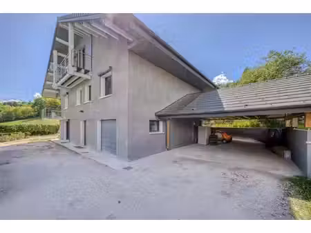 entrelacs grande villa rénovée à vendre