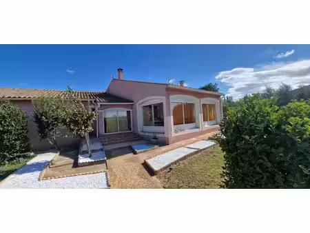villa plain pied sur terrain de 1259m2
