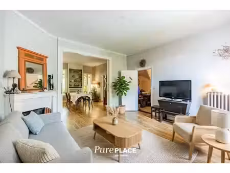 magnifique maison familiale + dépendances  à romainville
