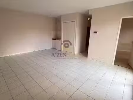 location appartement 2 pièces 46.25 m² à bressuire (79300)  465 €