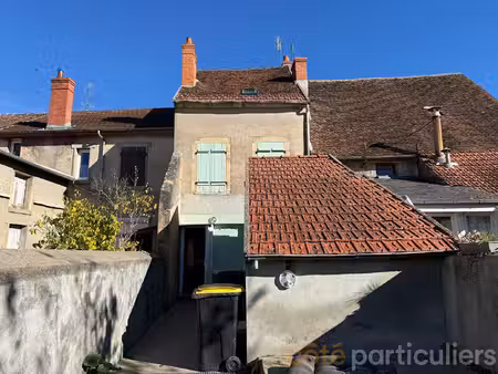 maison de ville avec jardin proche centre-ville et commodités