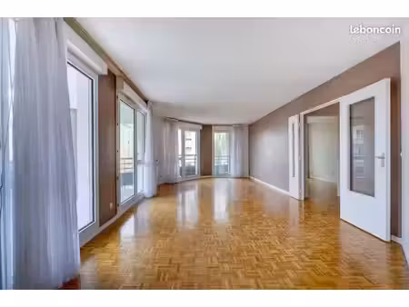 appartement 4 pièces 107 m²