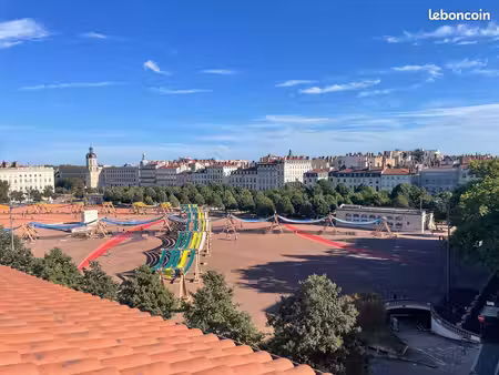 appartement t2 place bellecour
