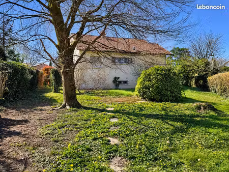 belle maison familiale 200m² avec t2 indépendant – meyzieu centre