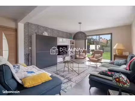 maison 6 pièces 165 m²