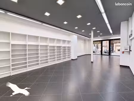 murs commerciaux 89 m² marseille