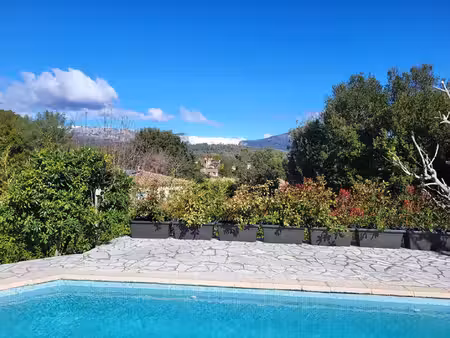 opio villa avec piscine  vue dégagée et beau terrain de 2 950 m2