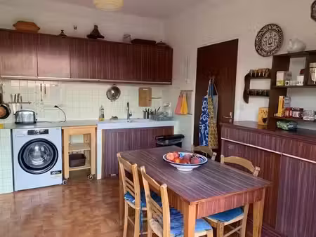 location appartement 1 pièce 10 m² à aix-en-provence (13090)  575 €