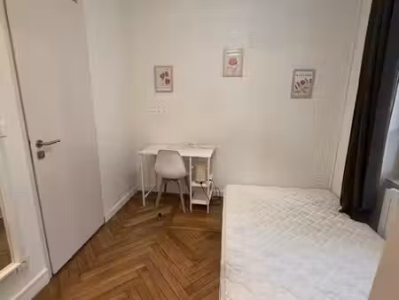 chambre 1 pièce 11 m²