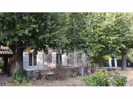 grande maison dans cadre champêtre entre grasse et cannes