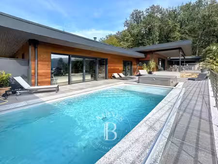 vente maison piscine à aix-les-bains (73100) : à vendre piscine / 470m² aix-les-bains