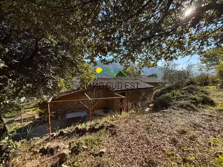maison 4 pièces de 102 m² habitables sur une parcelle de terrain de 2040 m² duniere sur ey