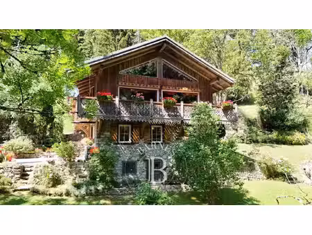 vente maison à seytroux (74430) : à vendre / 247m² seytroux