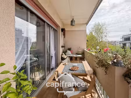 duplex coup de coeur- l'espace d'une maison en appartement-2 caves et parking en sous sol